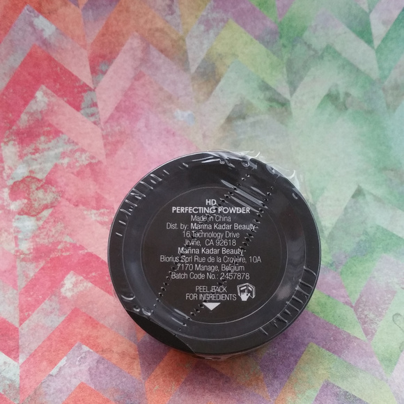 📸Manna Kadar HD✨ Perfecting Powder📸 - Picture 2 of 3